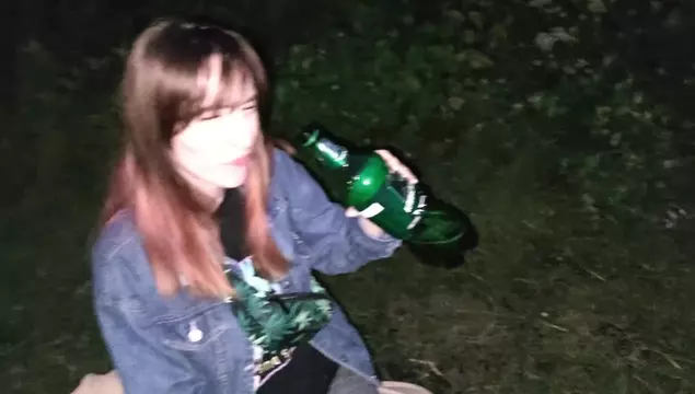 Met a Drunk Chick in the Park and Talked Her Into Giving Head