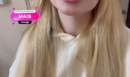 Russian Blonde Takes Dick in Her Pussy During Hot Home Sex