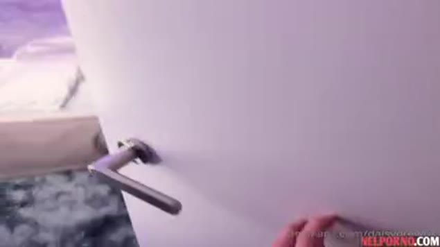 Young Girl with Big Tits Doesn't Refuse the Guy's Home Sex Video